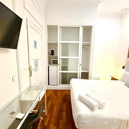 ゲストハウス Hotelito Luxe バルセロナ